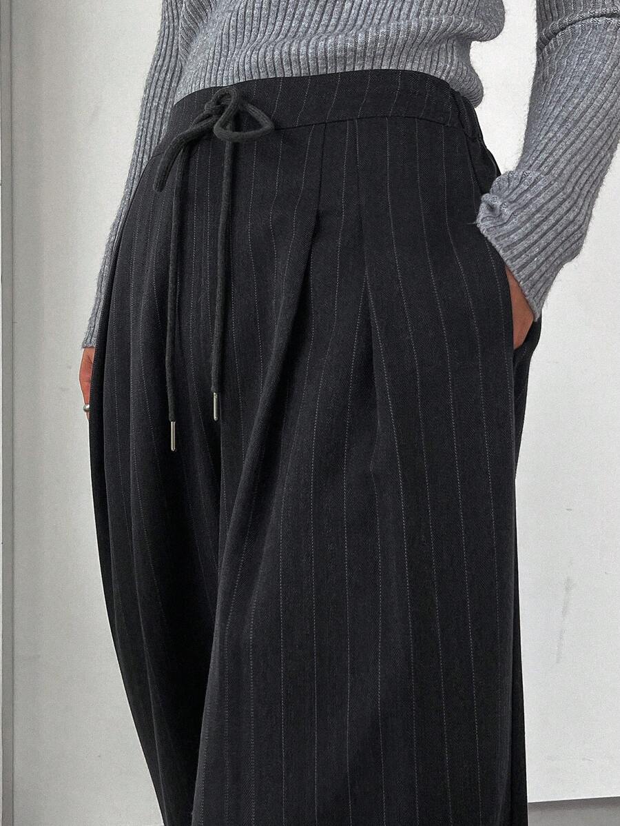 Women's Minimalist Wide Leg Casual Trousers - Solid Color Loose Fit Mid-Waist Pants