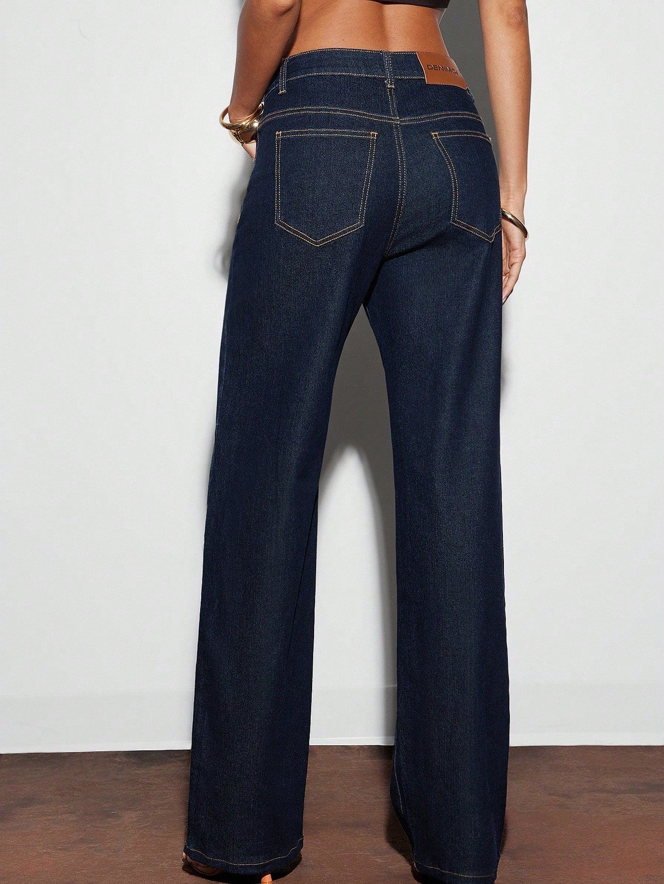 Men's Classic Straight Leg Dark Wash Denim Jeans