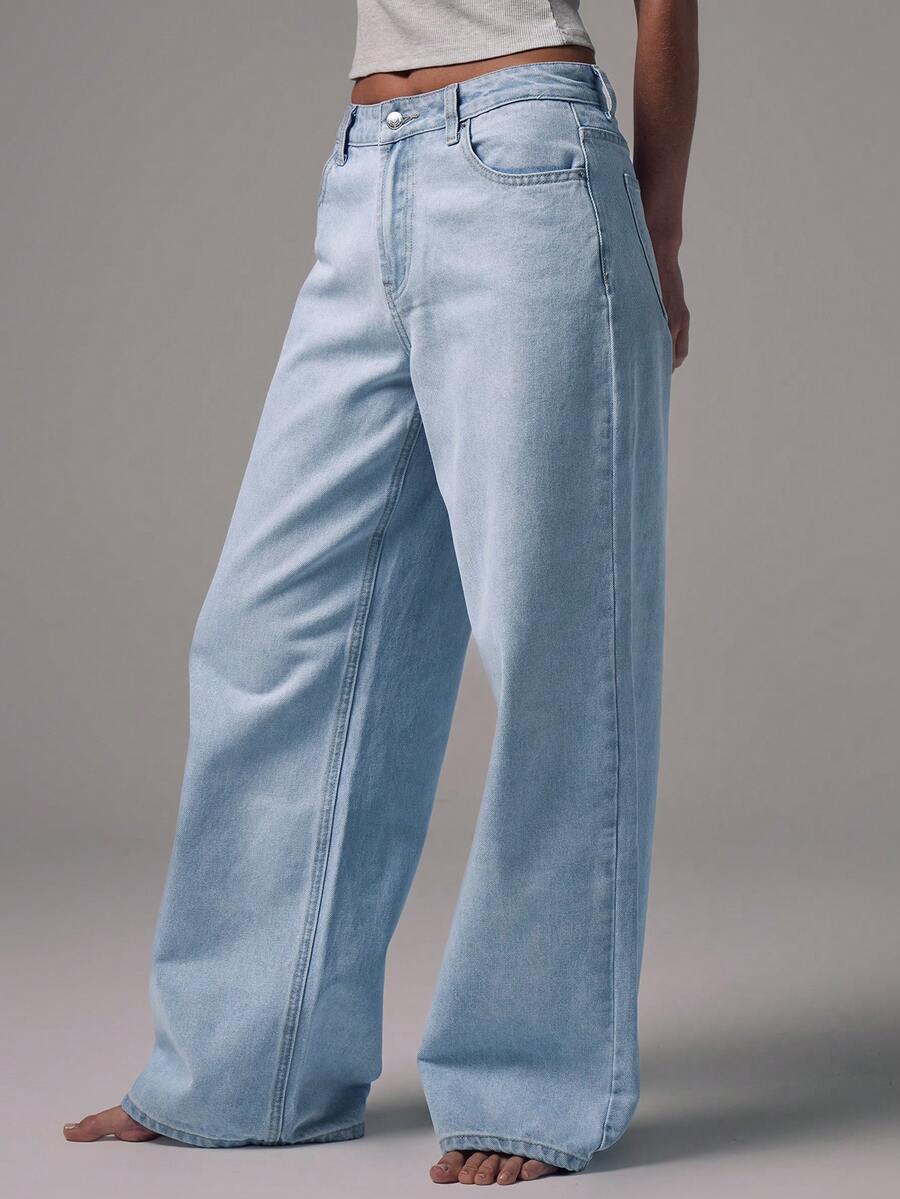 Women's Mid-Rise Wide-Leg Denim Jeans with Silver Button Accents