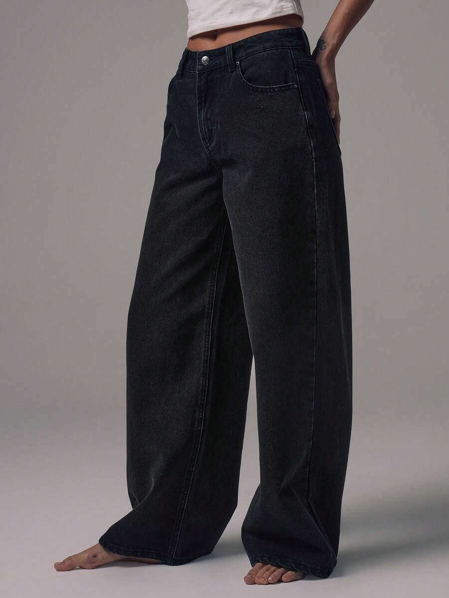 Women's Mid-Rise Wide-Leg Denim Jeans with Silver Button Accents