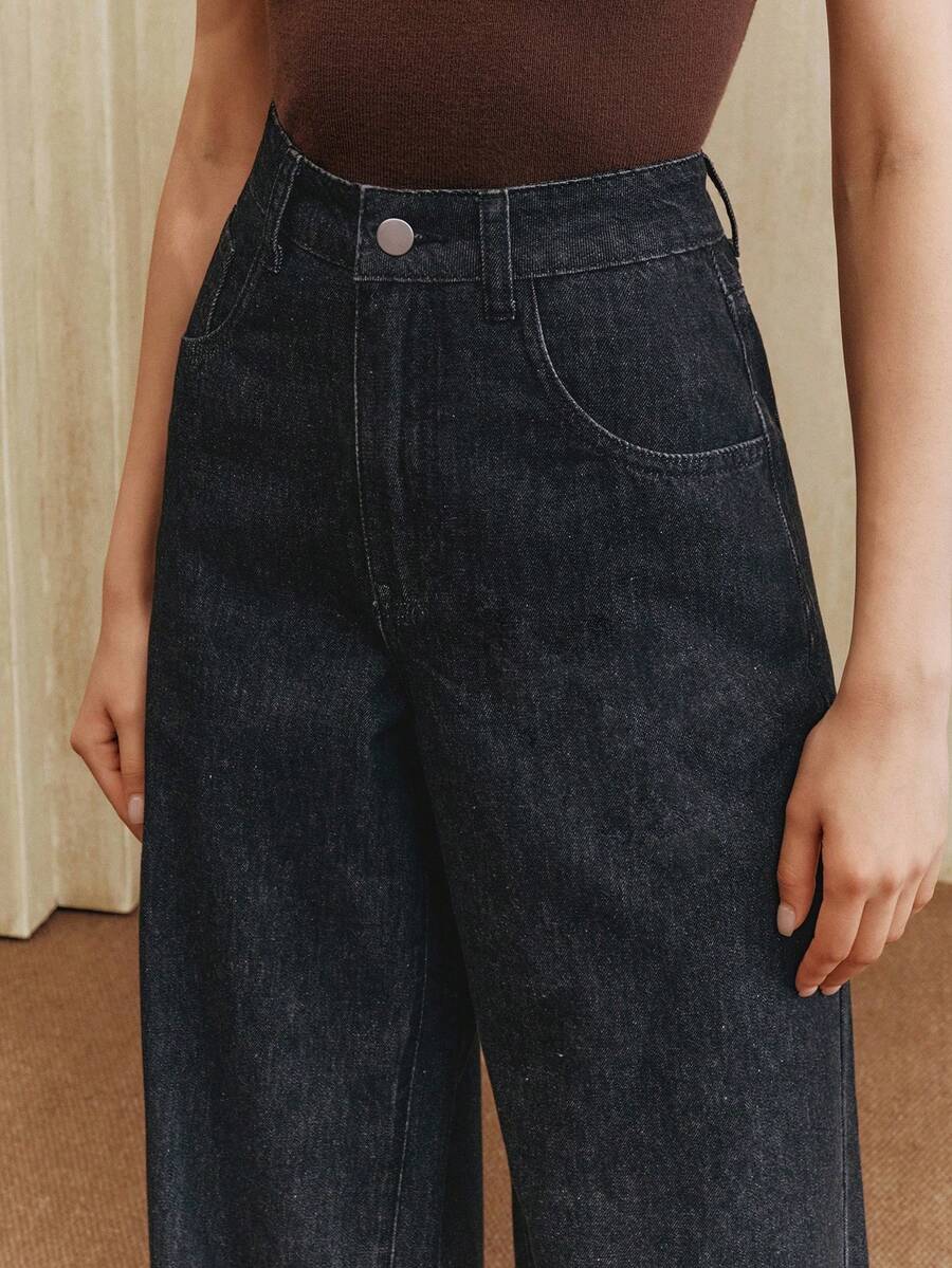 Women's Slim Fit Straight Leg Denim Jeans - Winter Date Night Essential