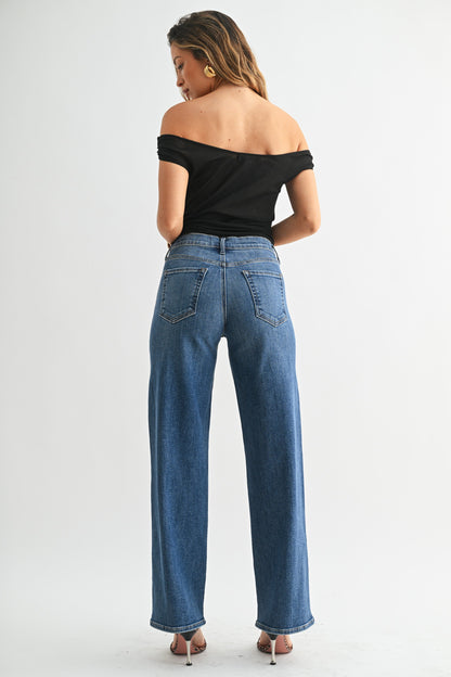 Loose Straight Jean