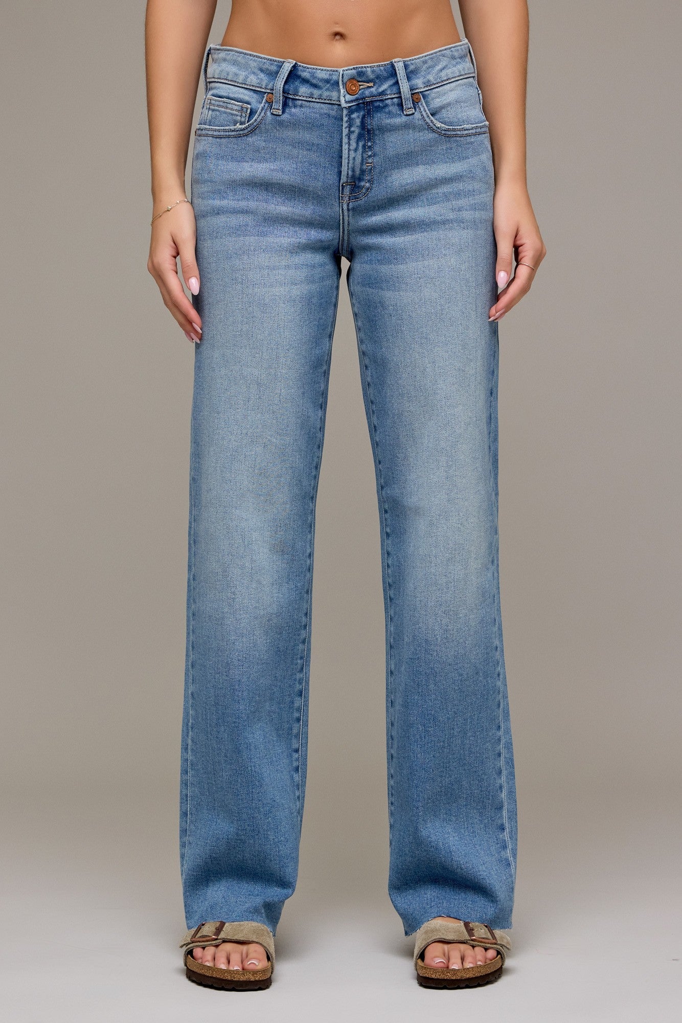 Alyssa Low Rise Classic Straight