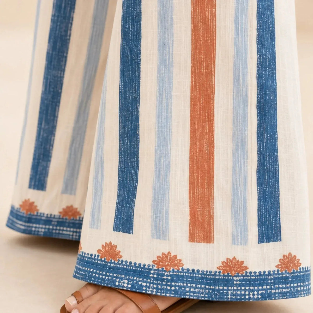 The Dayaway™ Printed Wide-Leg Set