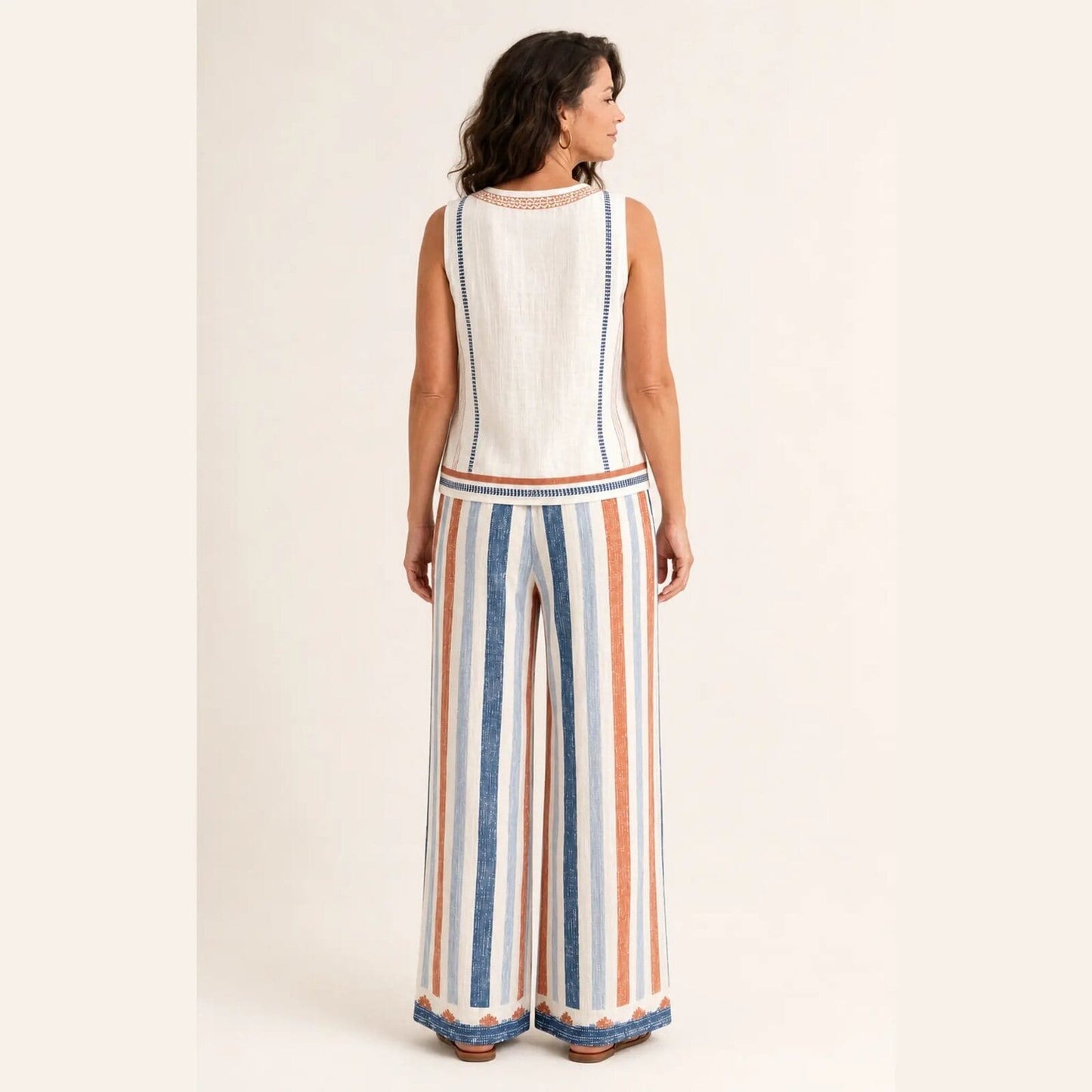 The Dayaway™ Printed Wide-Leg Set