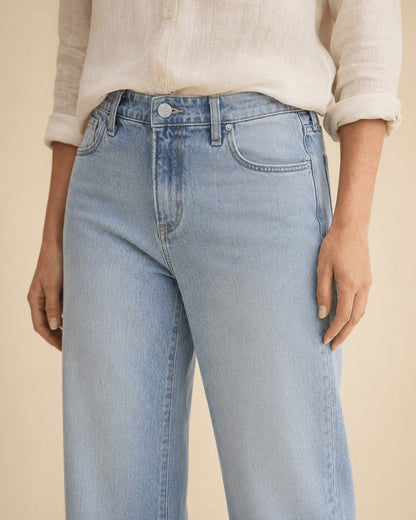 The EASE™ Relaxed Straight-Leg Jeans